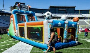 Sports Arena Inflatable Obstacle Course