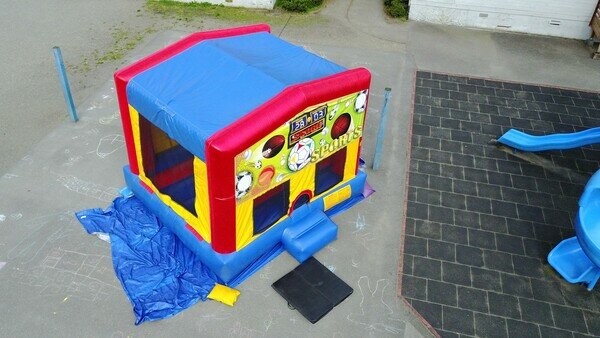 Themeable Bounce House